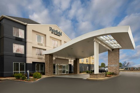 Fairfield Inn & Suites by Marriott Jackson Airport in Pearl, Mississippi, United States