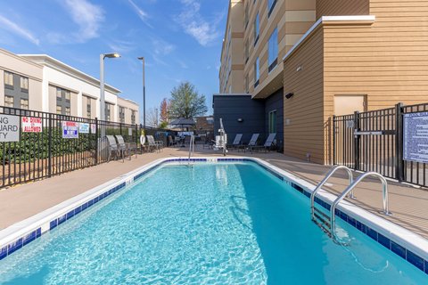 Fairfield Inn & Suites by Marriott Mebane in Mebane, North Carolina, United States