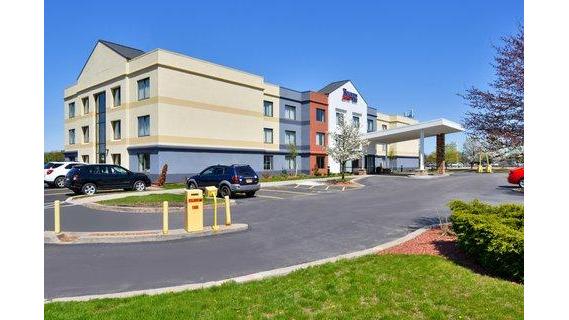 Fairfield Inn by Marriott Rochester Airport in Rochester, New York, United States