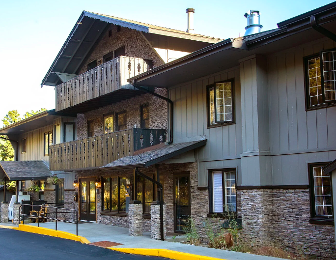 Fawn Valley Inn in Estes Park, Colorado, United States