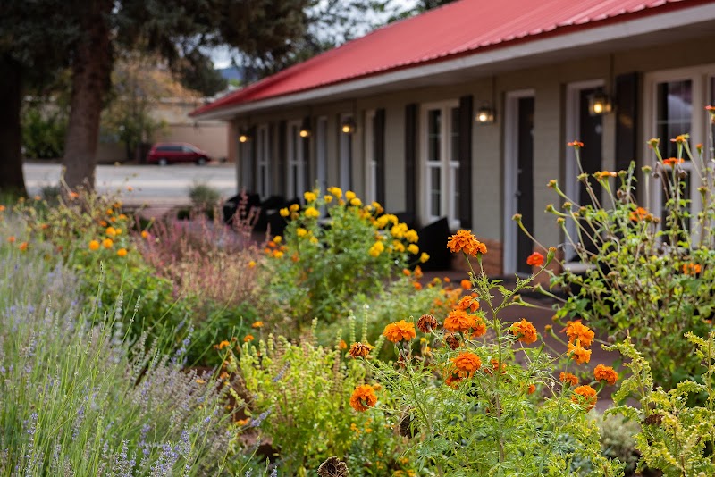 Flagstone Boutique Inn & Suites in Kanab, Utah, United States