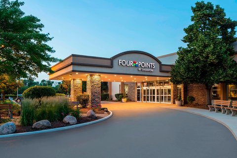 Four Points by Sheraton Chicago O'Hare Airport in Schiller Park, Illinois, United States