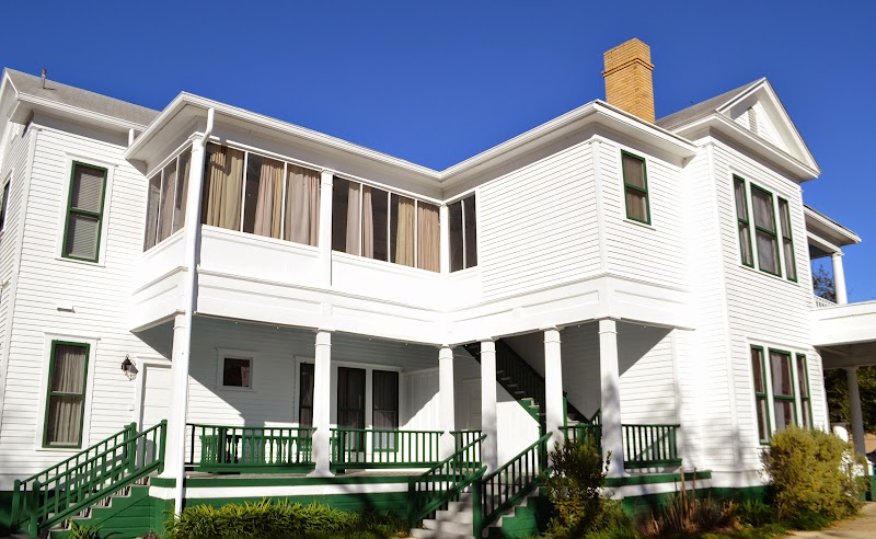 Francis-Ainsworth House in Luling, Texas, United States