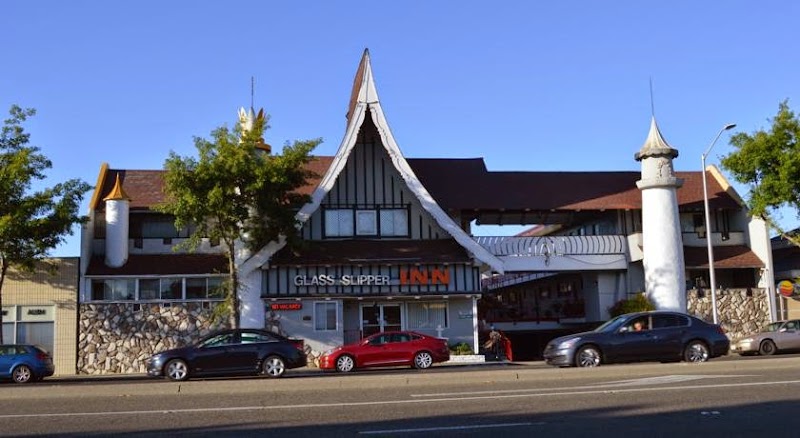 Glass Slipper Inn in Palo Alto, California, United States