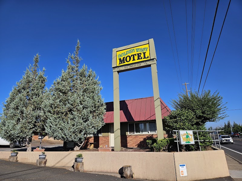 Golden West Motel in Klamath Falls, Oregon, United States