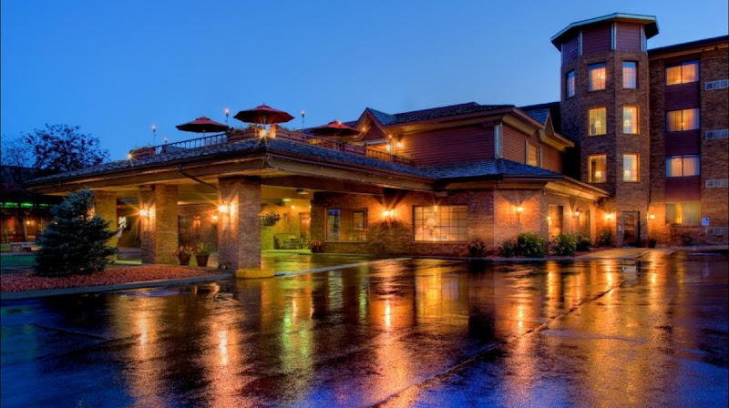 Grand Gateway Hotel in Rapid City, South Dakota, United States