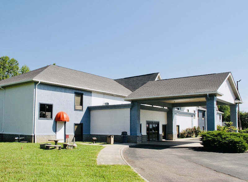 Grand Vista Hotel & Suites in Madisonville, Tennessee, United States