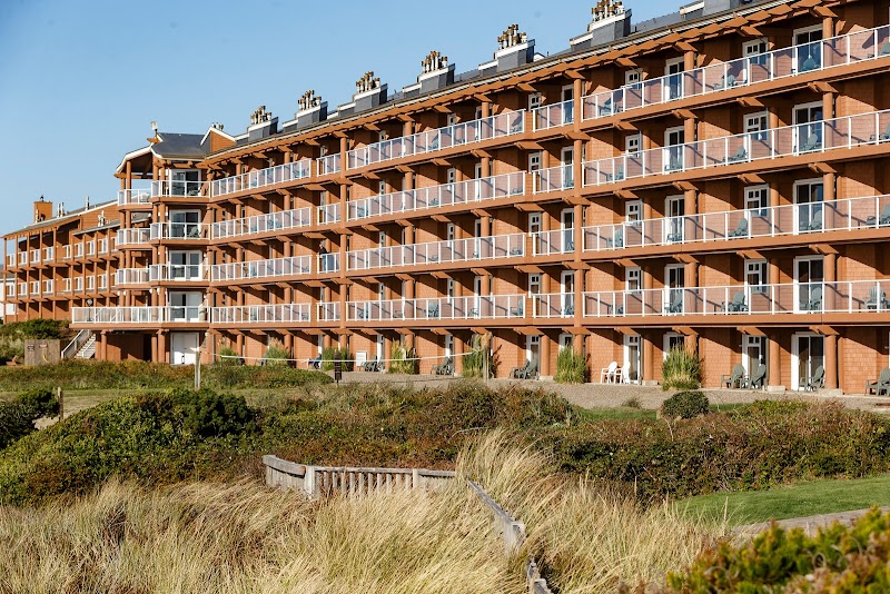 Hallmark Resort Hotel & Spa in Newport, Oregon, United States