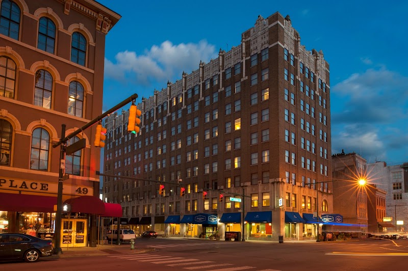Hampton Inn Indianapolis Downtown Across from Circle Centre in Indianapolis, Indiana, United States