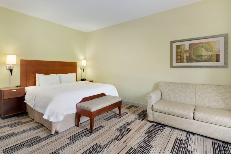 Hampton Inn & Suites Birmingham Airport Area in Irondale, Alabama, United States