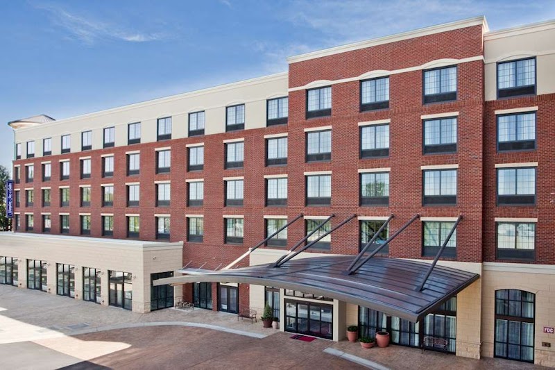 Hampton Inn & Suites Chapel Hill/Carrboro in Carrboro, North Carolina, United States