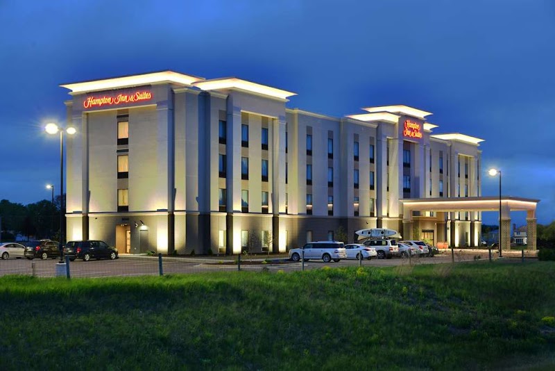 Hampton Inn & Suites Chippewa Falls in Lake Hallie, Wisconsin, United States