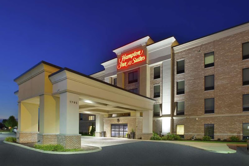 Hampton Inn & Suites Elyria in Elyria, Ohio, United States