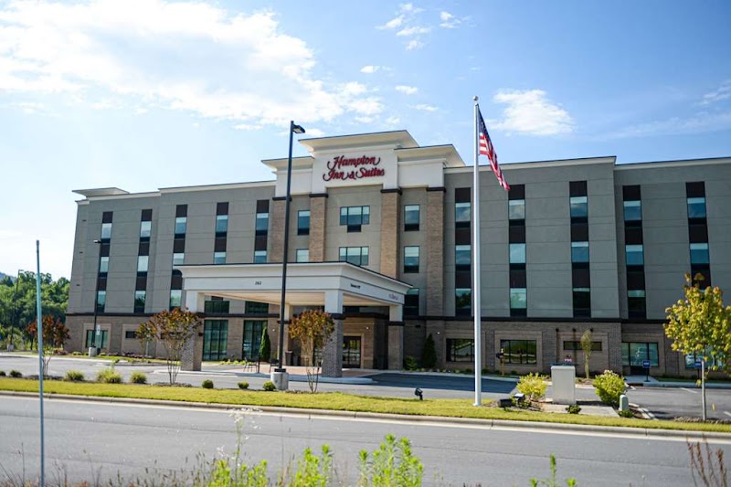 Hampton Inn & Suites Lenoir in Lenoir, North Carolina, United States