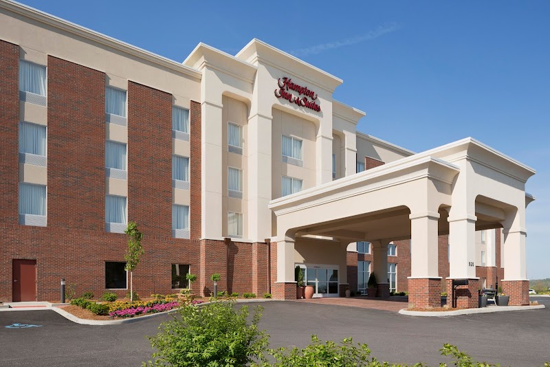 Hampton Inn & Suites Parkersburg Downtown in Parkersburg, West Virginia, United States