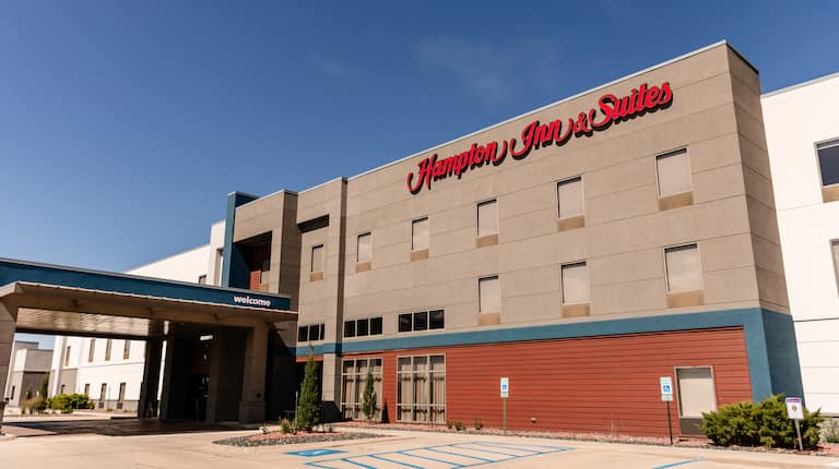 Hampton Inn & Suites Scottsbluff-Conference Center in Scottsbluff, Nebraska, United States