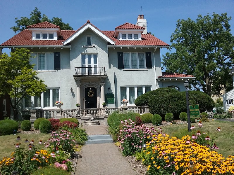 Hanover House Bed & Breakfast in Niagara Falls, New York, United States