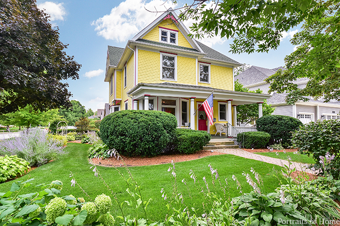 Harrison House Bed & Breakfast in Naperville, Illinois, United States