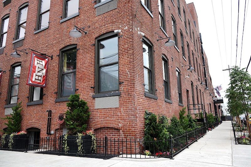 Henry Norman Hotel in Brooklyn, New York, United States