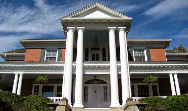 Hill Crest Bed & Breakfast in Covington, Virginia, United States