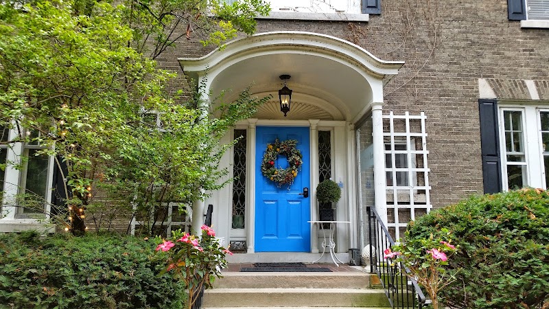 Hillcrest Inn in Niagara Falls, New York, United States