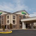 Holiday Inn Express Grove City