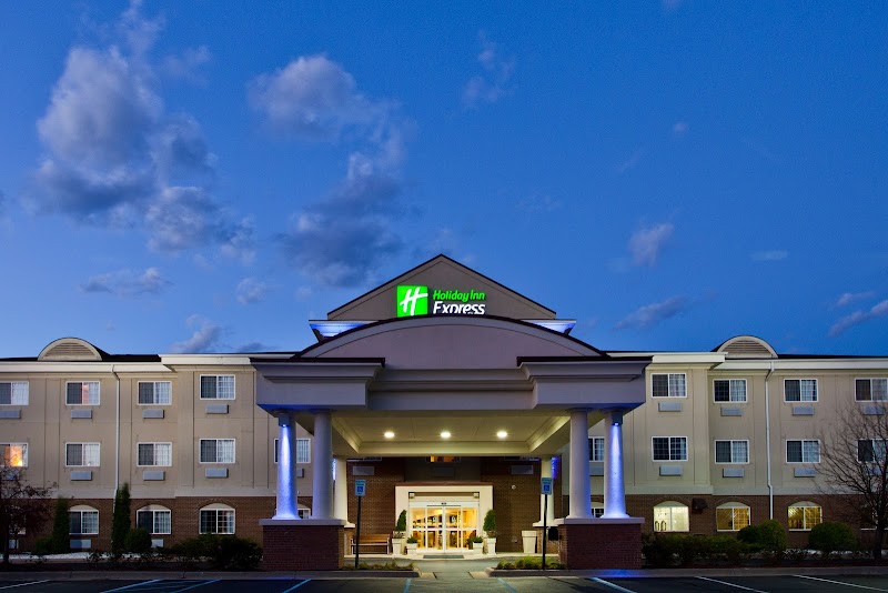 Holiday Inn Express Hotel & Suites Charlotte in Charlotte, Michigan, United States