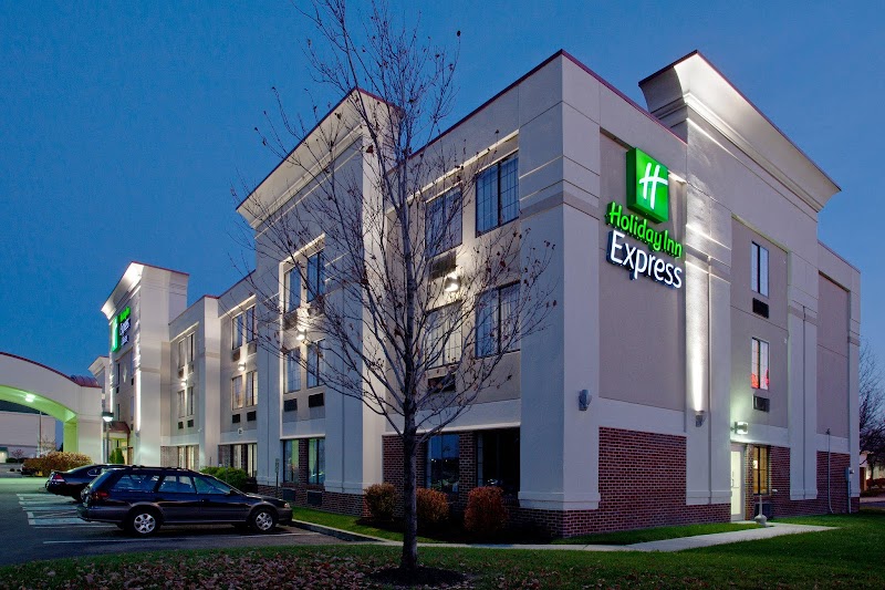 Holiday Inn Express Hotel & Suites Grove City in Grove City, Ohio, United States