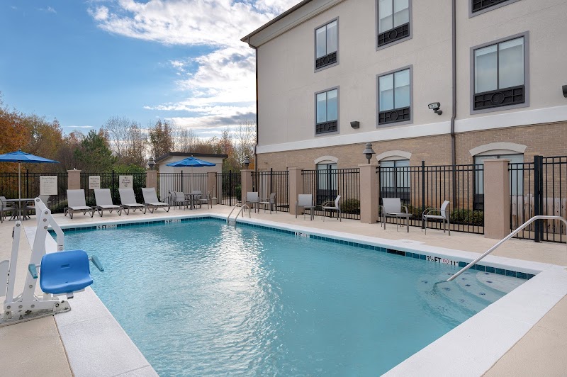 Holiday Inn Express Hotel & Suites Prattville South in Prattville, Alabama, United States