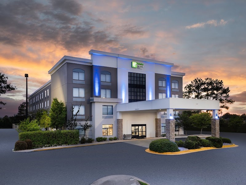 Holiday Inn Express & Suites Augusta West - Ft Gordon Area in Evans, Georgia, United States