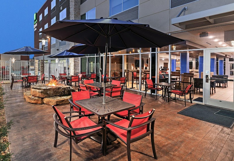 Holiday Inn Express & Suites Brenham South in Brenham, Texas, United States