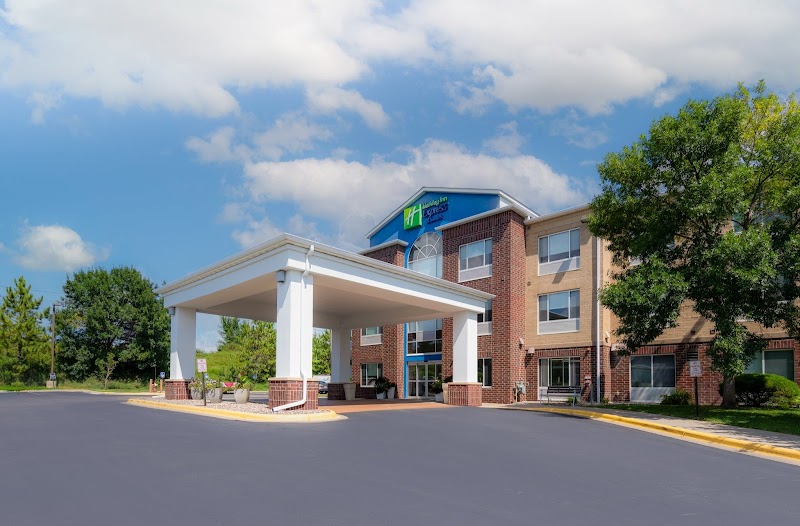 Holiday Inn Express & Suites Chanhassen in Chanhassen, Minnesota, United States