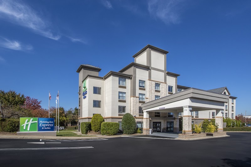 Holiday Inn Express & Suites Charlotte-Concord-I-85 in Concord, North Carolina, United States