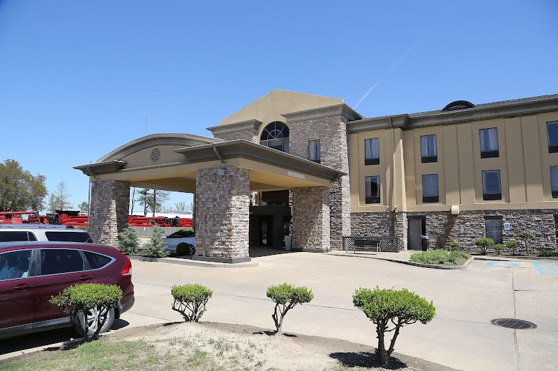 Holiday Inn Express & Suites Cleveland in Cleveland, Mississippi, United States