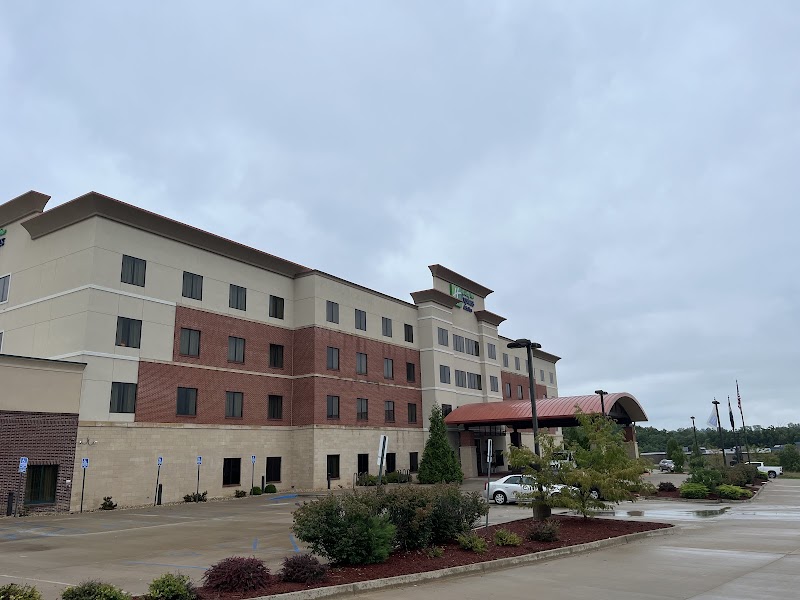 Holiday Inn Express & Suites Columbia Univ Area - Hwy 63 in Columbia, Missouri, United States