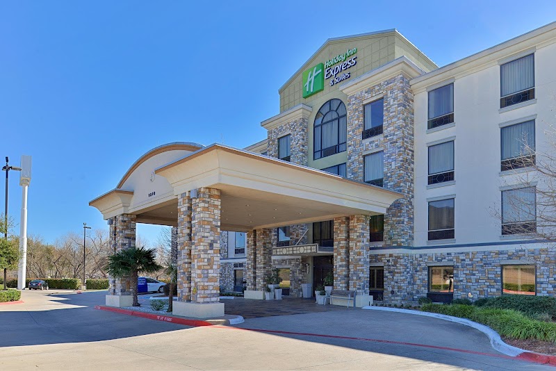 Holiday Inn Express & Suites Dallas South - DeSoto in DeSoto, Texas, United States