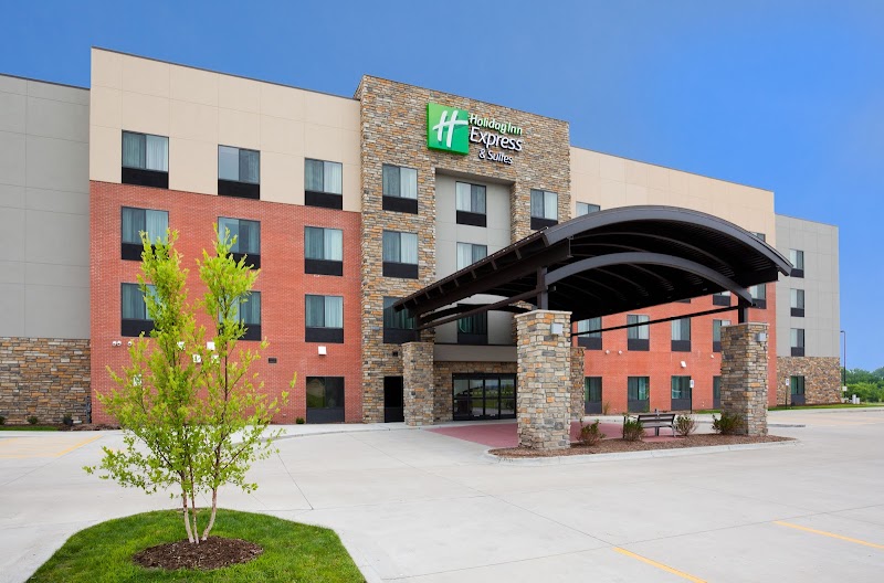 Holiday Inn Express & Suites Davenport, an IHG Hotel in Davenport, Iowa, United States