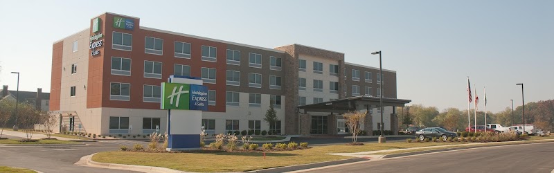 Holiday Inn Express & Suites Decatur in Decatur, Alabama, United States