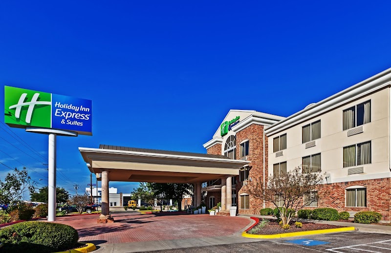 Holiday Inn Express & Suites Eagle Pass in Eagle Pass, Texas, United States