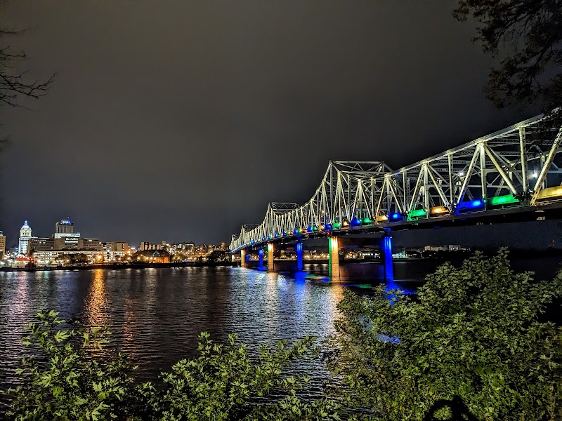 Holiday Inn Express & Suites East Peoria - Riverfront in Peoria, Illinois, United States