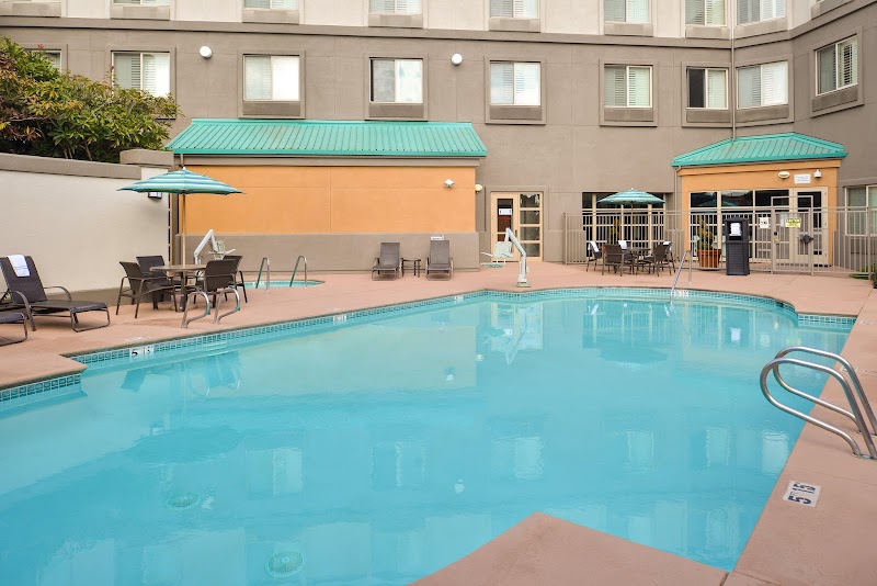 Holiday Inn Express & Suites Elk Grove Central - HWY 99, an IHG Hotel in Elk Grove, California, United States
