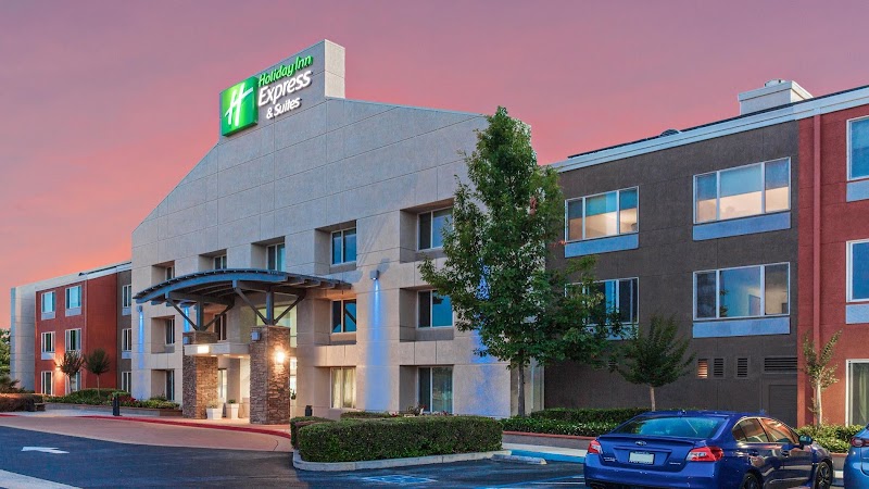 Holiday Inn Express & Suites Elk Grove West I-5, an IHG Hotel in Elk Grove, California, United States