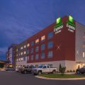 Holiday Inn Express & Suites Farmville