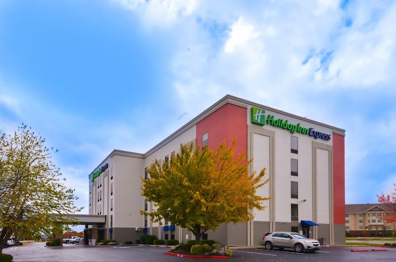 Holiday Inn Express & Suites Fayetteville-Univ of AR Area in Fayetteville, Arkansas, United States