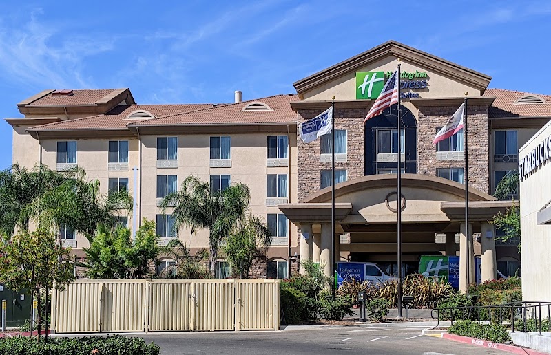 Holiday Inn Express & Suites Fresno Northwest-Herndon in Fresno, California, United States
