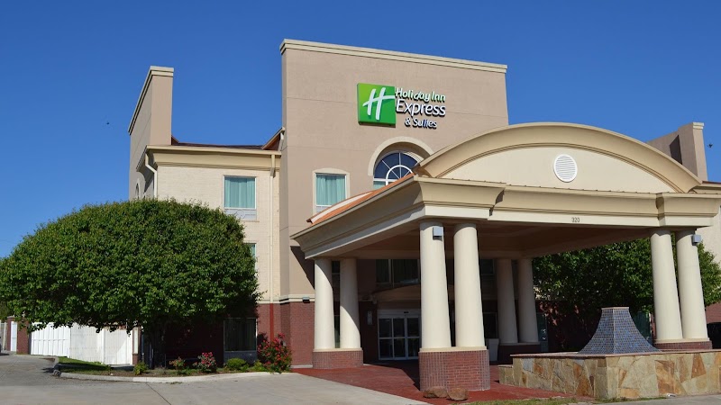 Holiday Inn Express & Suites Gainesville in Gainesville, Texas, United States