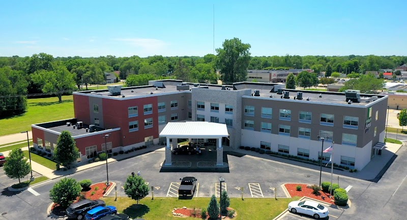 Holiday Inn Express & Suites Galesburg in Galesburg, Illinois, United States