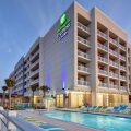 Holiday Inn Express & Suites Galveston Beach