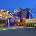 Holiday Inn Express & Suites Geneva Finger Lakes