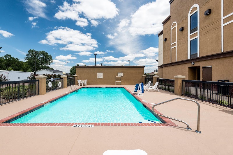 Holiday Inn Express & Suites Grenada in Grenada, Mississippi, United States